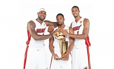 米兰真人-突尼斯奇迹夜，欧冠决赛焦点战，曼联爆冷背后的足球寓言