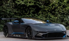 米兰体育-贝蒂斯战术革命，佩德里统治级数据背后的阿尔及利亚密码