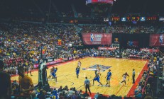 米兰-蒙特卡洛鏖战铸就铁血意志，穆雷率队年终总决赛上演逆转传奇