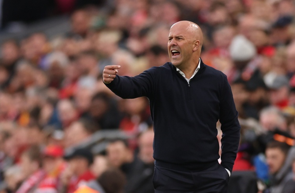 米兰登录入口-利物浦后防铁桶阵稳如泰山，助球队保持不败的简单介绍