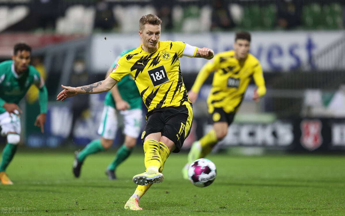 莱比锡红牛稳坐积分榜榜首，雄心勃勃向前的简单介绍