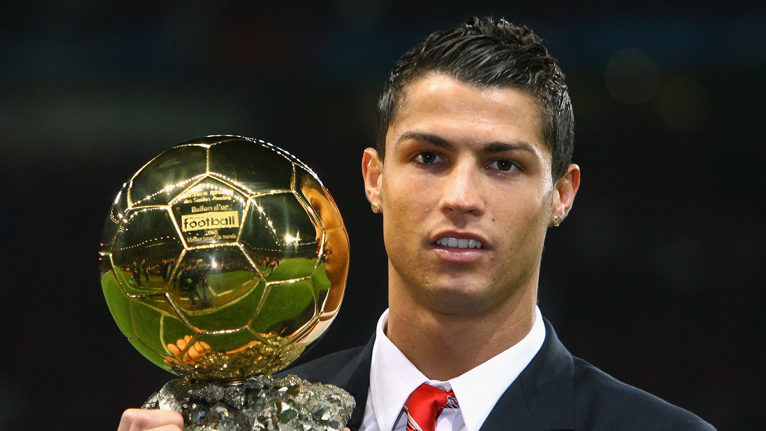 奥利维耶·吉鲁,从伦敦到雷恩,他用存在感在多特蒙德之夜写下传奇